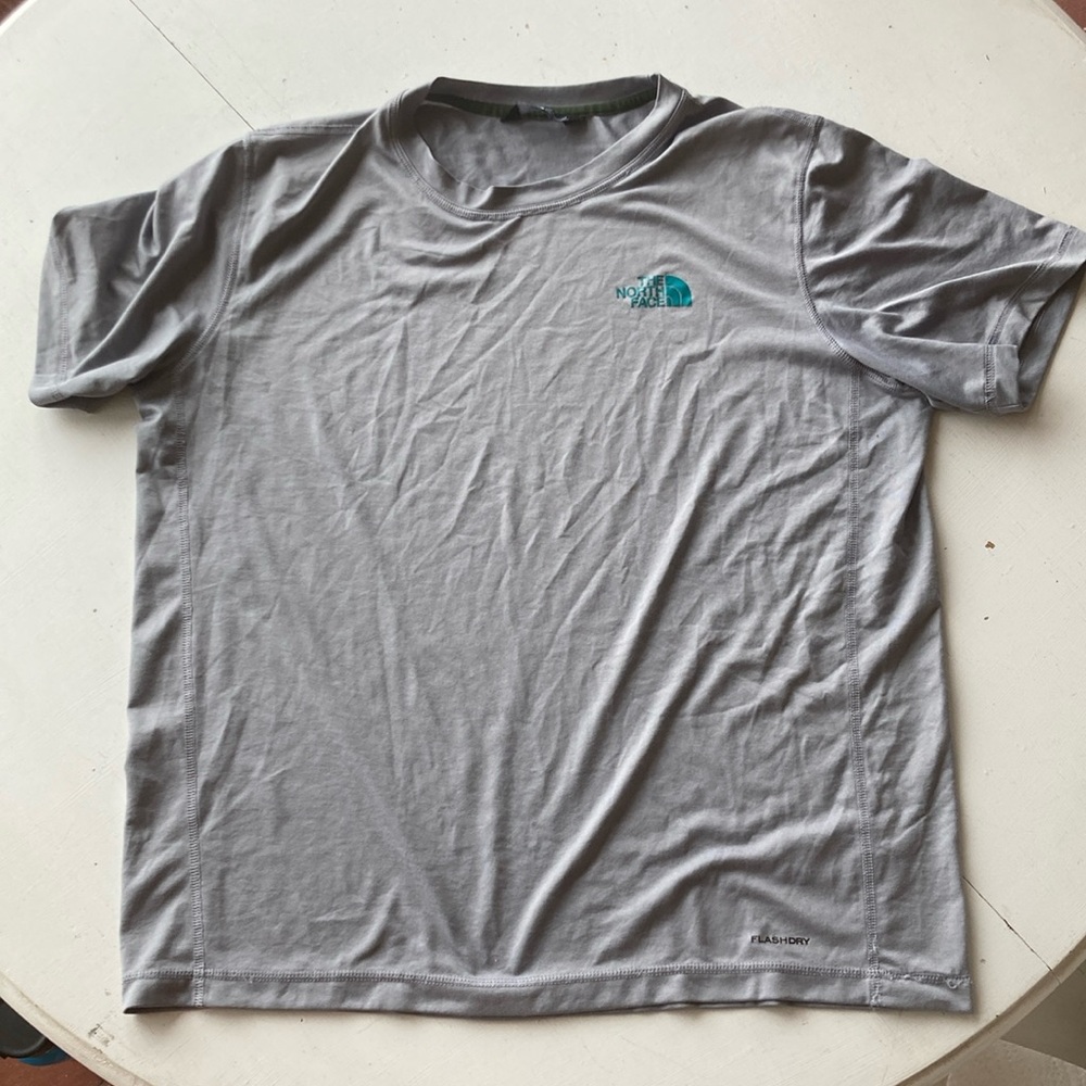 The North Face Men’s Large Gray Flash Dry T Shirt